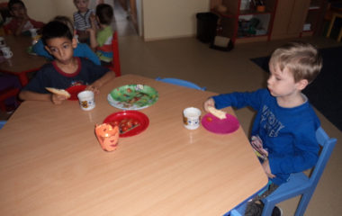 Adventní čas - perníčky 149 380x240