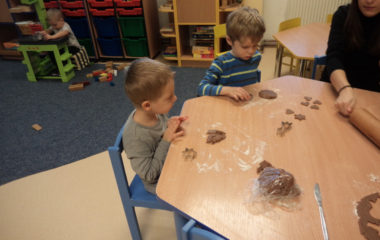 Adventní čas - perníčky 321 380x240