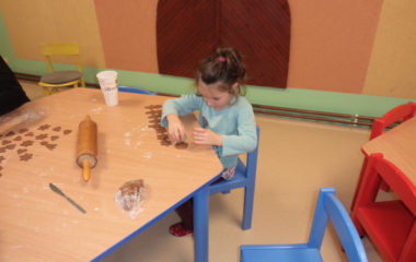 Adventní čas - perníčky 324 380x240