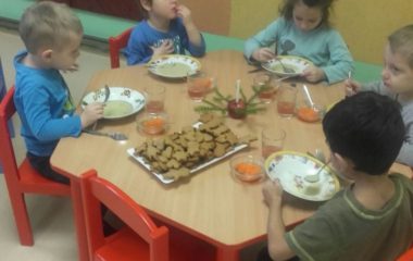 Adventní čas - prosinec2017 2 380x240