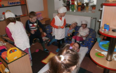 školní rok 2013 - 2014 - únor 2014 1 380x240