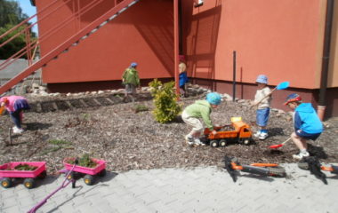 školní rok 2011 - 2012 - červen 2012 1 380x240