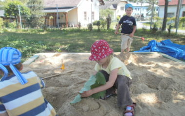 školní rok 2011 - 2012 - červen 2012 12 380x240