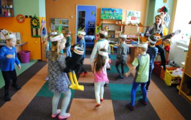 školní rok 2012 -2013 - angl. březen2013 8 380x240