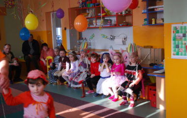 školní rok 2010 - 2011 - brez.2011 11 380x240