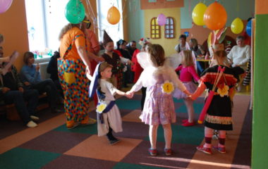 školní rok 2010 - 2011 - brez.2011 13 380x240