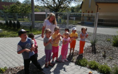 školní rok 2010 - 2011 - děts.den 2011 3 380x240