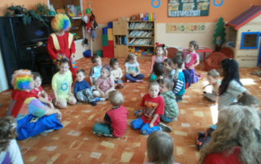 školní rok 2011 - 2012 - dětský den 2012 38 380x240