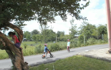 školní rok 2011 - 2012 - dětský den 2012 50 380x240