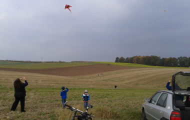 školní rok 2013 - 2014 - drakiáda 2013 23 380x240