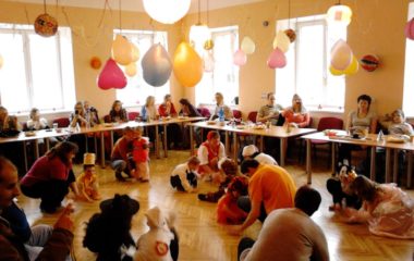 školní rok 2012 -2013 - karneval 2013 37 380x240