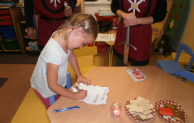 školní rok 2011 - 2012 - rozl.čer.2012 14 380x240