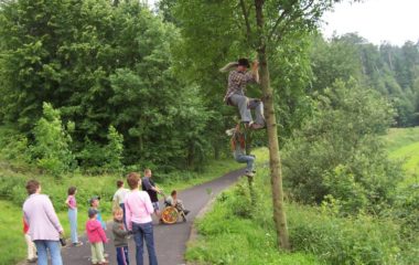 školní rok 2008 - 2009 - rozloučení 2009 Bohušov 015 380x240
