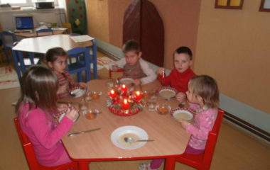 školní rok 2013 - 2014 - vánoce 2013 11 380x240