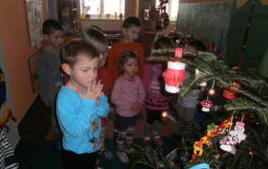 školní rok 2013 - 2014 - vánoce 21 380x240