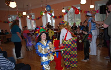 školní rok 2014 - 2015 - karneval2015 9 380x240