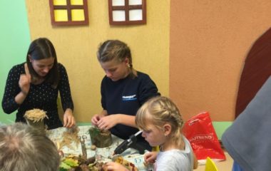 společné podzimní tvoření - IMG 20180925 WA0016 380x240