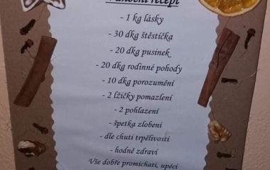 zdobili jsme perníčky a pekli cukrovíčko - IMG 20191224 WA0004 380x240