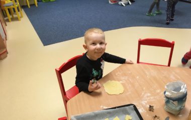 zdobili jsme perníčky a pekli cukrovíčko - IMG 20191224 WA0030 380x240