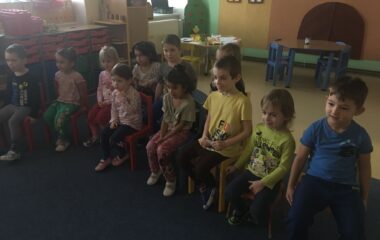 divadlo "kašpárkův svět" - IMG 20211208 WA0024 380x240