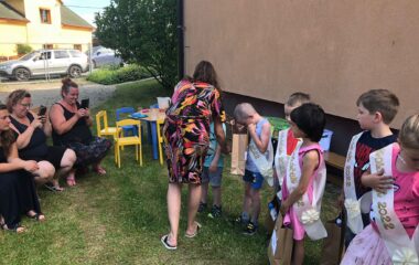 zahradní slavnost "pasování předškoláčku" - IMG 20220627 WA0038 380x240
