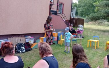 zahradní slavnost "pasování předškoláčku" - IMG 20220627 155218 380x240