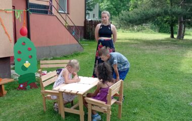 loučení se školkou :-) - IMG 20230620 154336 380x240