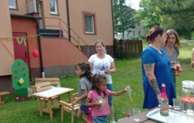loučení se školkou :-) - IMG 20230620 155421 380x240