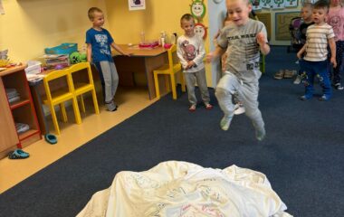 "polštářový den" - ff9ec7e7 4d0a 4ef9 a856 9dd840010fea 380x240