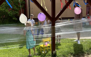 pasování našich předškoláků :-) - IMG 3913 380x240