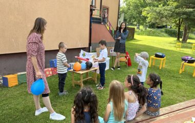 pasování našich předškoláků :-) - IMG 3952 380x240