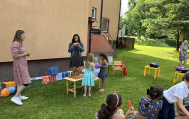 pasování našich předškoláků :-) - IMG 3953 380x240