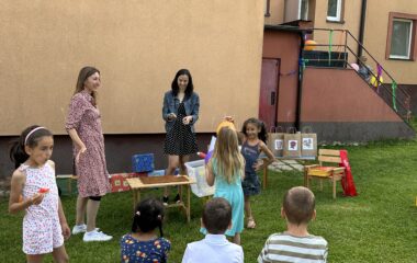 pasování našich předškoláků :-) - IMG 3957 380x240