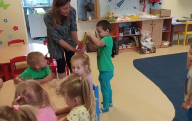 huráááá - začínají prázdniny - aa9b2273 a037 49ac b3f0 0bbdec7b302e 380x240