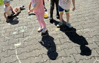 huráááá - začínají prázdniny - c22c2568 21e7 4e3e 90dc f7cb1e64bdef 380x240