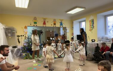 vánoční besídka - IMG 7709 380x240