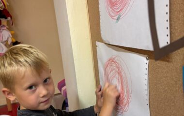 jablíčko hraní ... - 5957EEFF DE87 4934 B5C3 D6658638775F 380x240