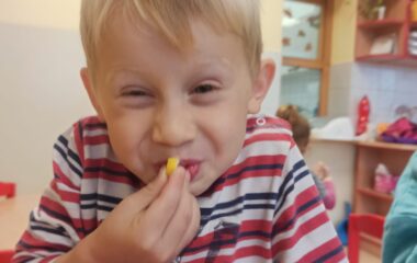 téma: ovoce a zelenina - 07ad300a eaed 43df 9bdc 6aaba36ab3e4 380x240