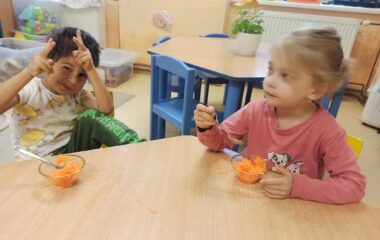 téma: ovoce a zelenina - 75fbf58e e5fa 4ed8 82b0 3aa6fbc0b36c 380x240