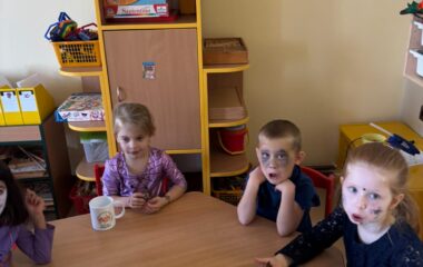 halloween p&aacute;rty - 467d955b cc13 4c57 8641 d9d94ef9379d 380x240