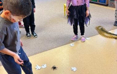 halloween p&aacute;rty - 5ef5b6b6 a3f3 4848 a697 3025eb7e6325 380x240