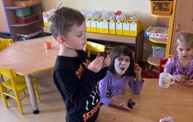 halloween p&aacute;rty - 6ddf4adf 72f2 465a aa3d b1e3bf2c0e72 380x240