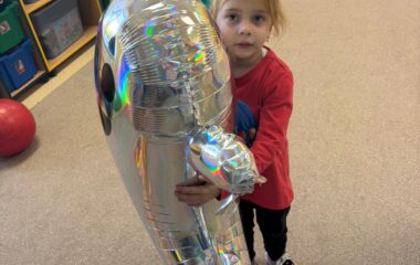 halloween p&aacute;rty - f2c13064 09a8 4524 8b55 53d16d90446d 380x240