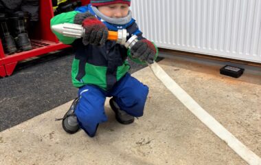 Na n&aacute;v&scaron;těvě v hasičsk&eacute; zbrojnici - 4843b702 4b1d 40e3 a88f 7ee3cd390423 380x240