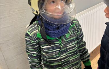 Na n&aacute;v&scaron;těvě v hasičsk&eacute; zbrojnici - 4f41a917 354b 4274 abf7 d66d6ed4d4ee 380x240