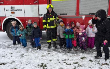 Na n&aacute;v&scaron;těvě v hasičsk&eacute; zbrojnici - e9edd612 32b3 4745 af6f 99fa9b6f0722 380x240