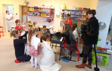 Mik, Miku, Mikul&aacute;&scaron; .... - 46bc8712 3fbe 439a b699 414114d2da6c 380x240