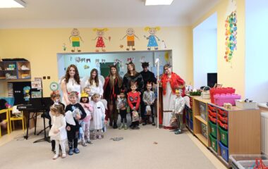 Mik, Miku, Mikul&aacute;&scaron; .... - 5949d40a e182 4c12 a78f ed93c1687137 380x240