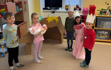 t&eacute;ma: tři kr&aacute;lov&eacute; a oslava nov&eacute;ho roku - 674f6238 9a82 4d22 9d12 e4f209be4938 380x240