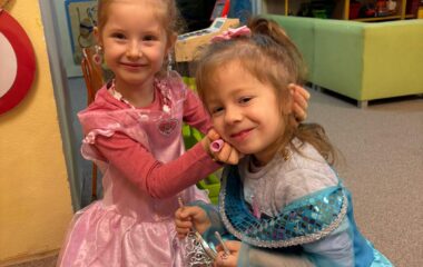 zimn&iacute; kr&aacute;lovstv&iacute; - 700290f9 cafb 4918 967f ff0fcfabcc16 380x240